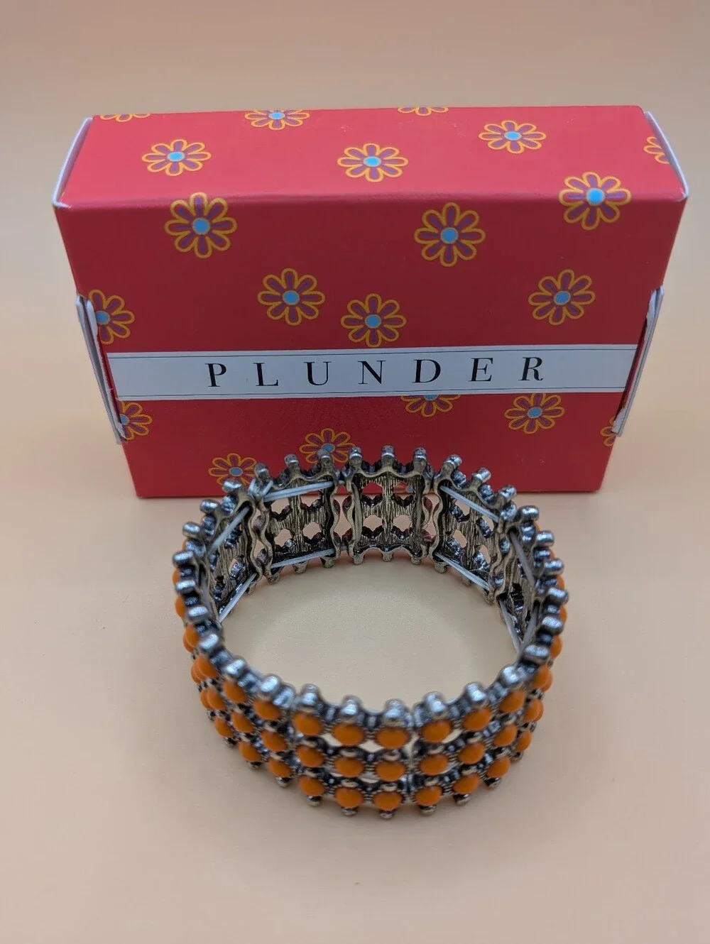 Plunder elegant rosie